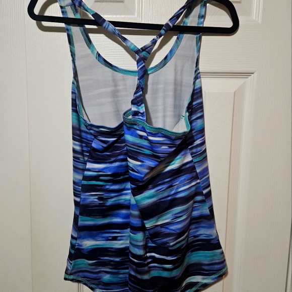 Active Wear Tank Top - Picture 3 of 3